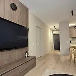 Apartment Luxurious Vanilla Apartment, Self Check-in 24h, Free Parking, Air-conditioning Poznan