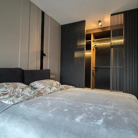Apartment Luxurious Vanilla Apartment, Self Check-in 24h, Parking, Air-conditioning