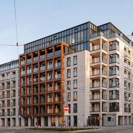 Luxurious Vanilla Apartment, Self Check-in 24h, Parking, Air-conditioning Apartment *