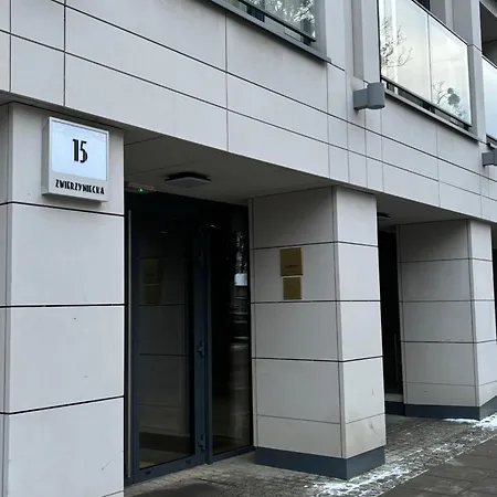 Luxurious Vanilla Apartment, Self Check-in 24h, Parking, Air-conditioning Poznan