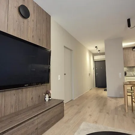 Apartamento Luxurious Vanilla Apartment, Self Check-in 24h, Free Parking, Air-conditioning Poznań
