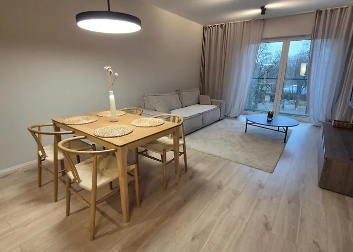 Luxurious Vanilla Apartment, Self Check-in 24h, Free Parking, Air-conditioning Lägenhet *