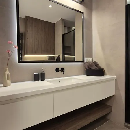 Luxurious Vanilla Apartment, Self Check-in 24h, Free Parking, Air-conditioning Lägenhet